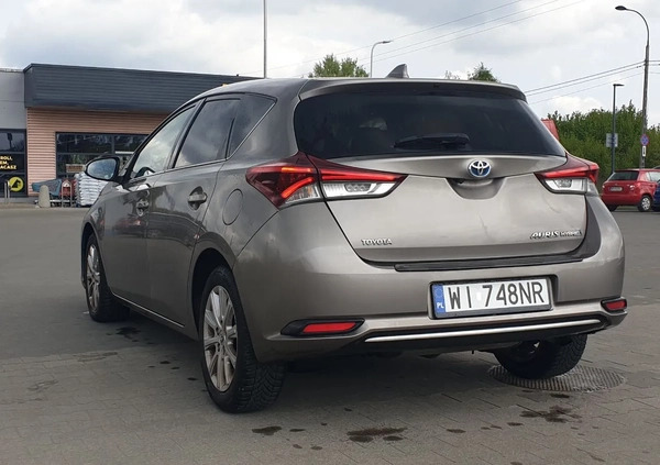 Toyota Auris cena 53505 przebieg: 144000, rok produkcji 2016 z Warszawa małe 121